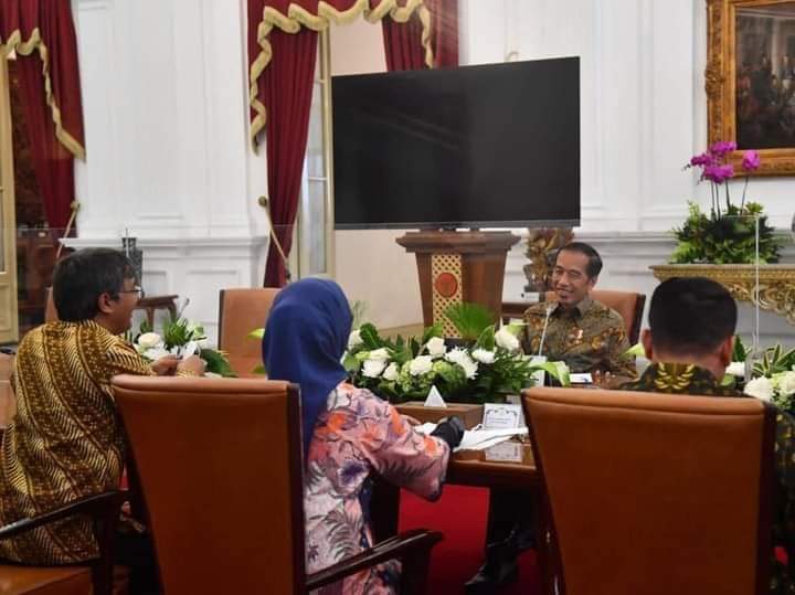 Ketua Dewan Pers bertemu Jokowi