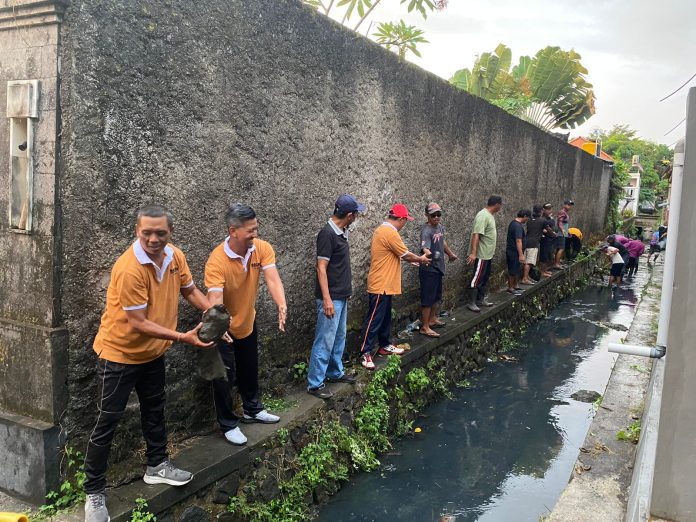 bersih sungai