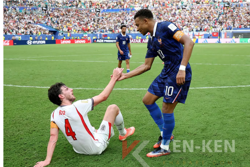 saat Inggris mengalahkan Prancis 6–4 dalam perebutan peringkat ketiga Piala Dunia 2026