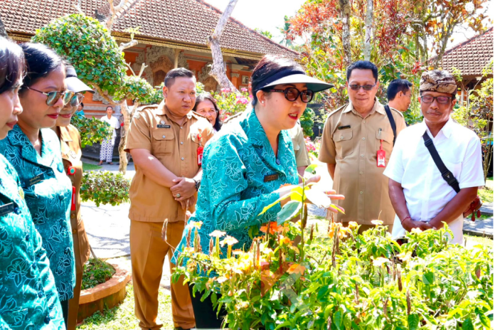 Bunda Rai meninjau Lomba Aku Hatinya PKK Tabanan