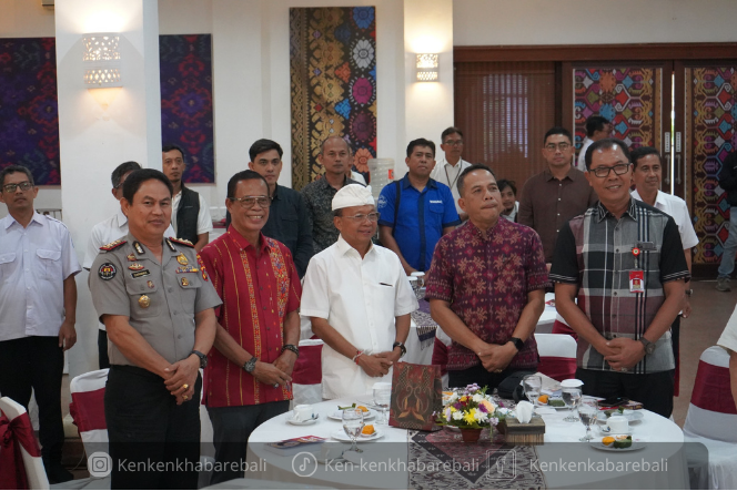 kompas moral