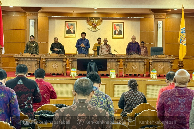 Rapat DPRD Bali